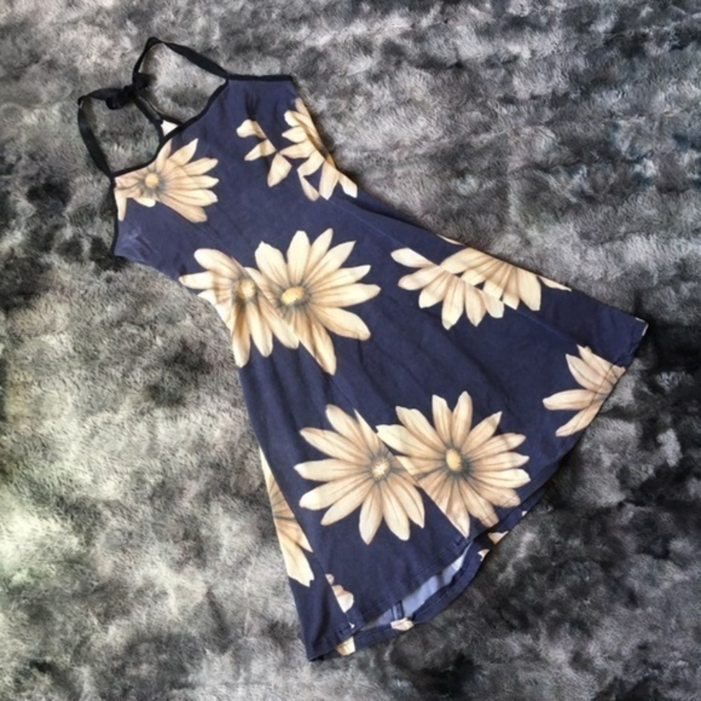 Cargo Vintage Daisy Mini Dress